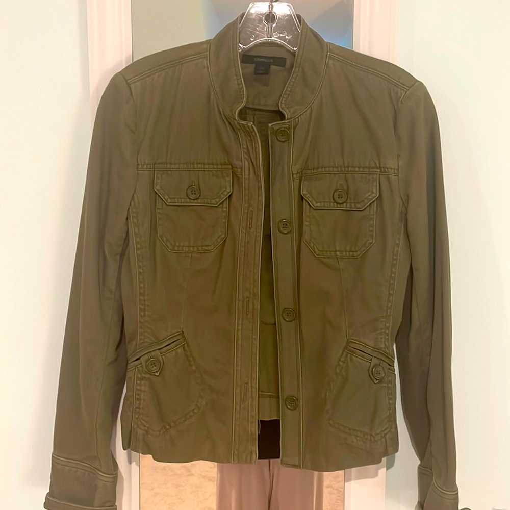 Express XS green jacket with buttons